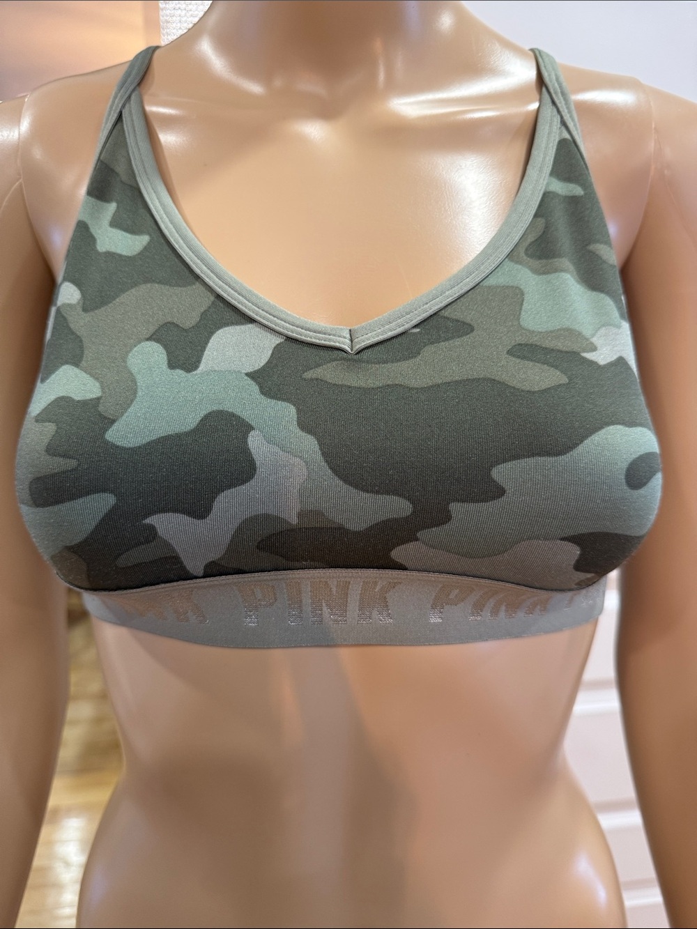 PINK Victoria's Secret Green Camo Wireless Sports Bralette